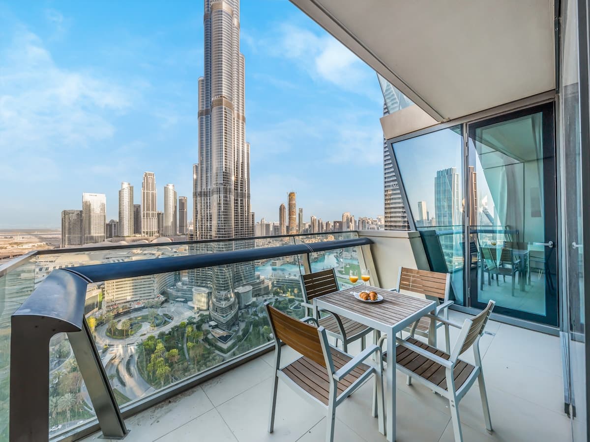 2-Bedroom with Burj Khalifa View · 30th Floor · Burj Vista, photo 2