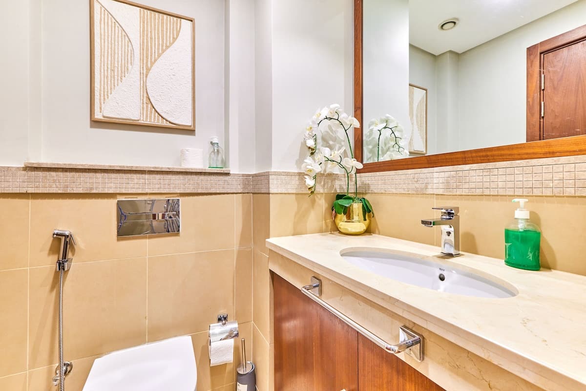 3-Bedroom Apartment · Burj Vista, photo 22