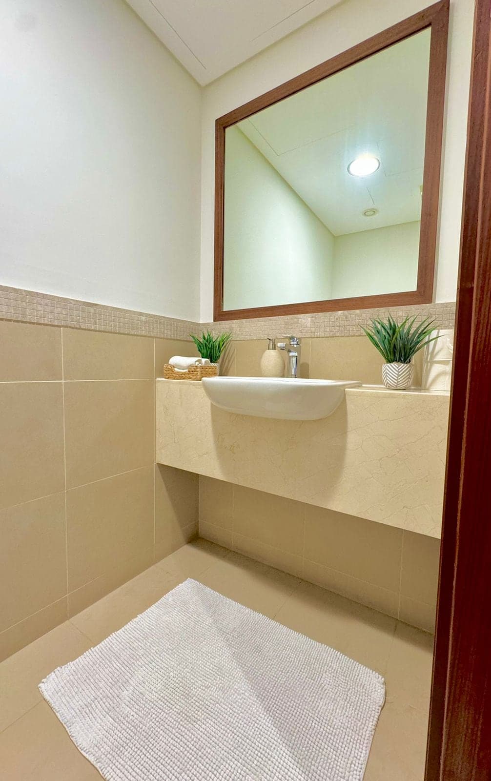 Furnished Apartment with Panorama View · Burj Vista, photo 2