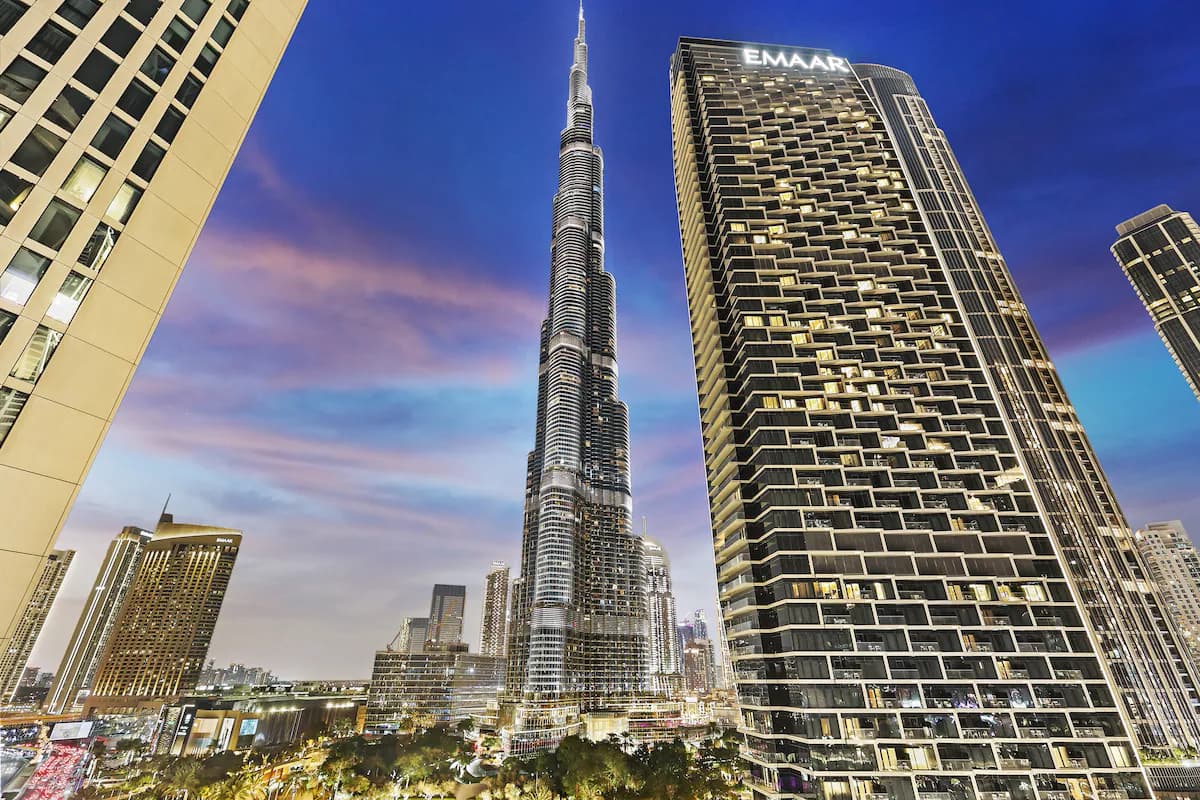 Modern 2 Bedroom, 5 Min Walk to Dubai Mall | Burj Vista